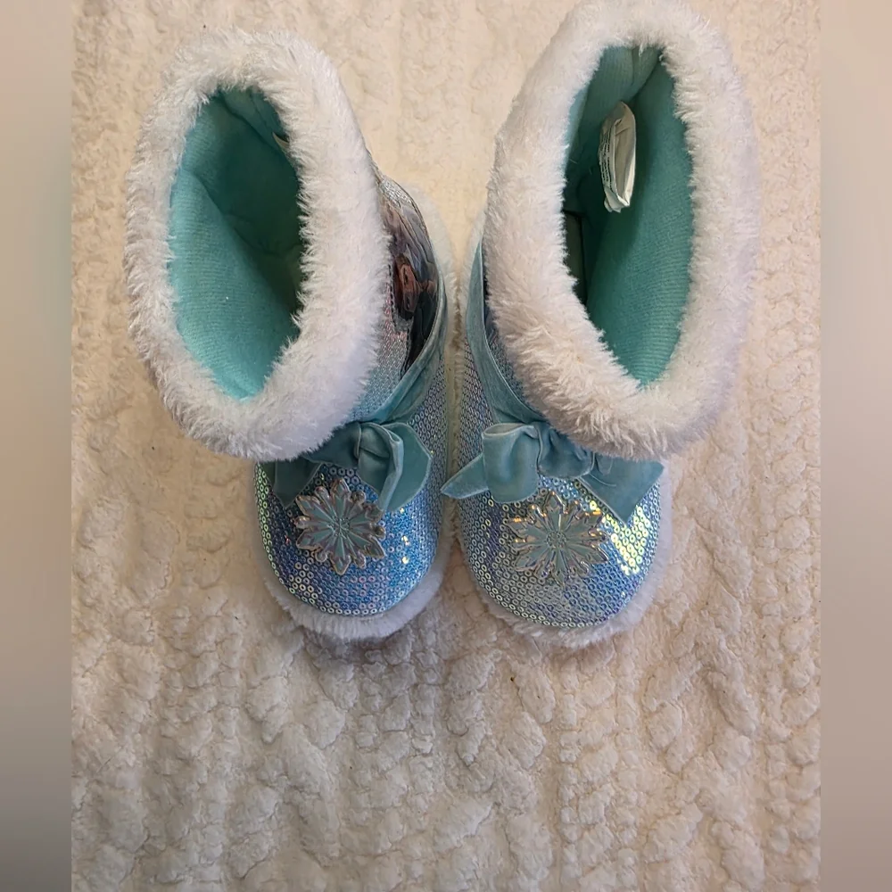 Disney Frozen 2 Sequin Slipper Boots Girls Size 11-12 Elsa Anna